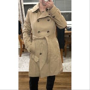London Fog Trench coat rain Coat petite small with hood